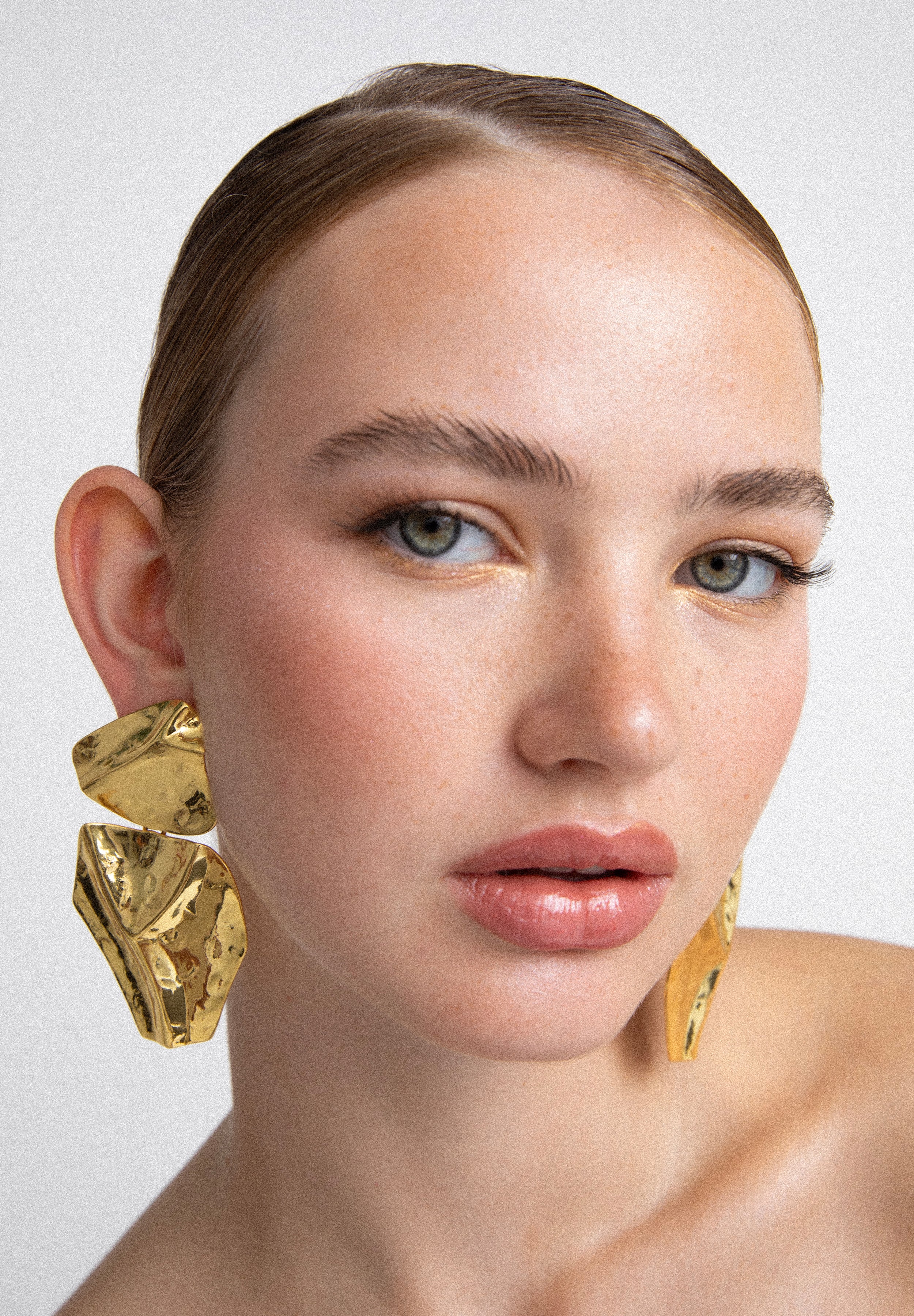PENDIENTES DORADO RELIEVE