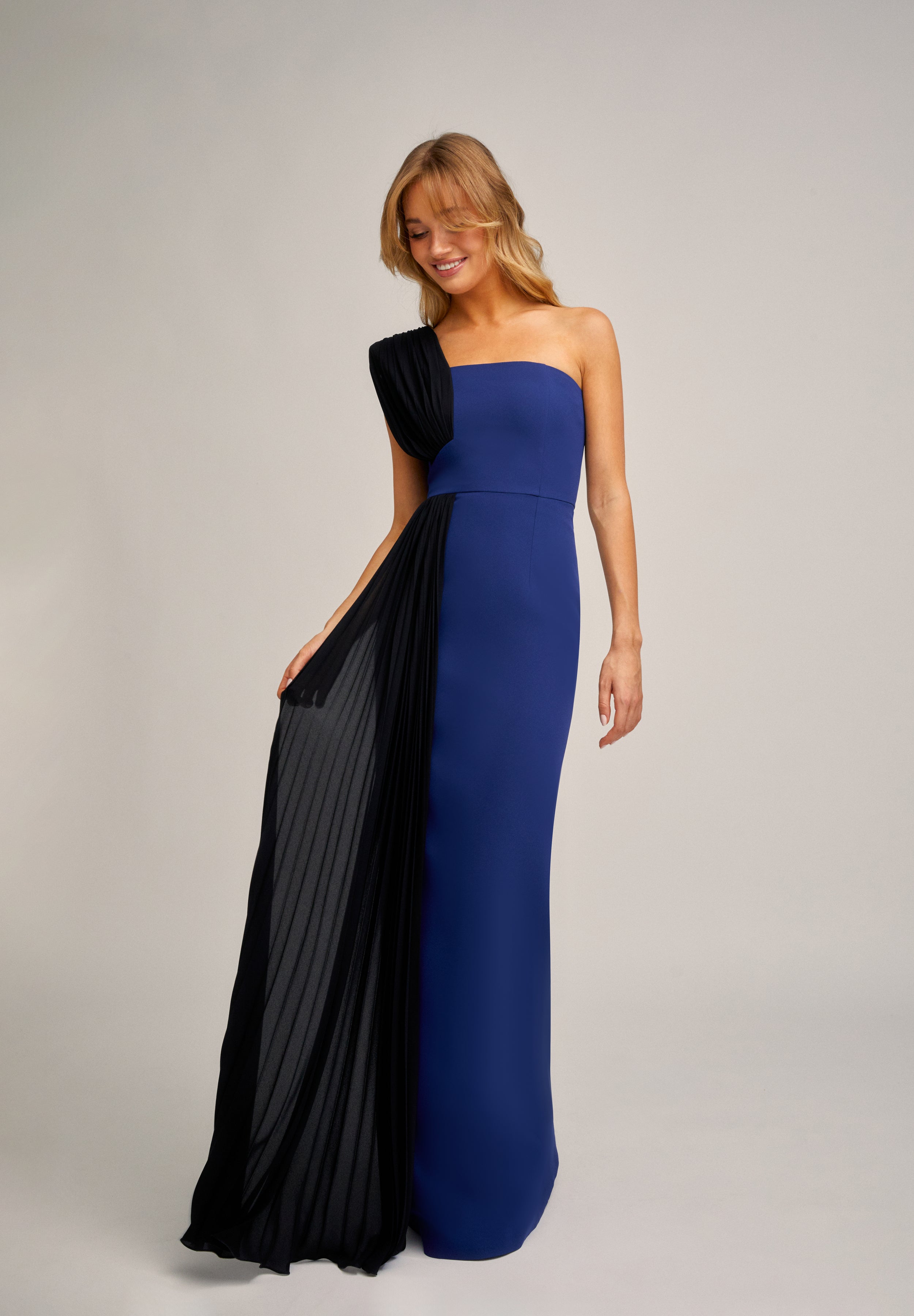 CALEDONIA AZUL NEGRO