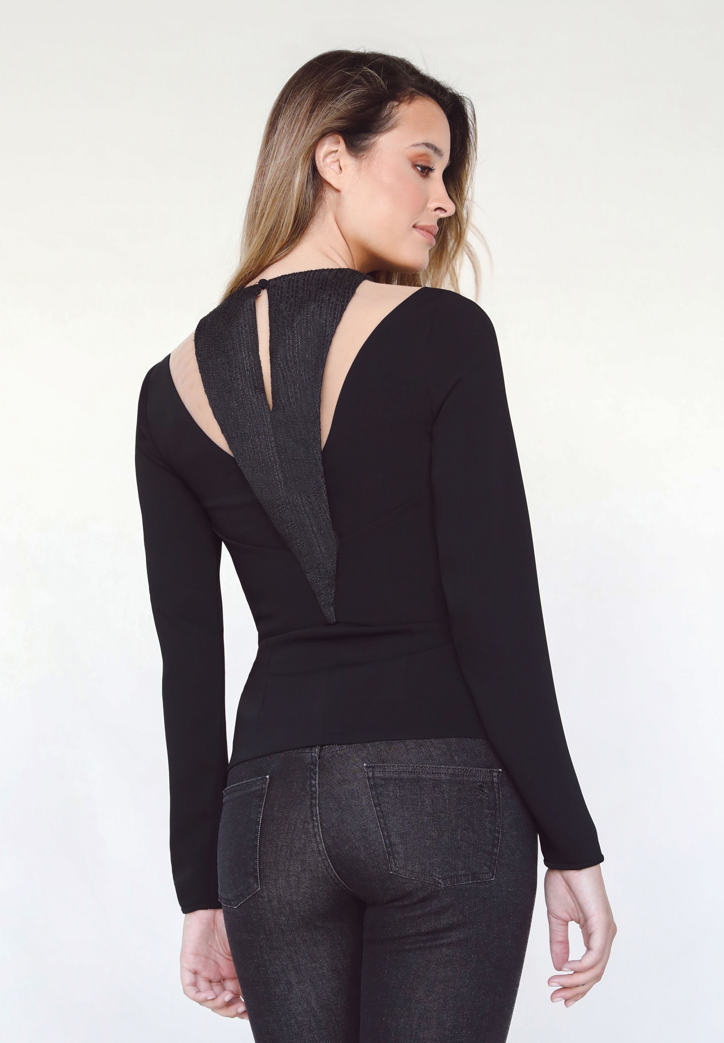 DIANI BLACK TOP