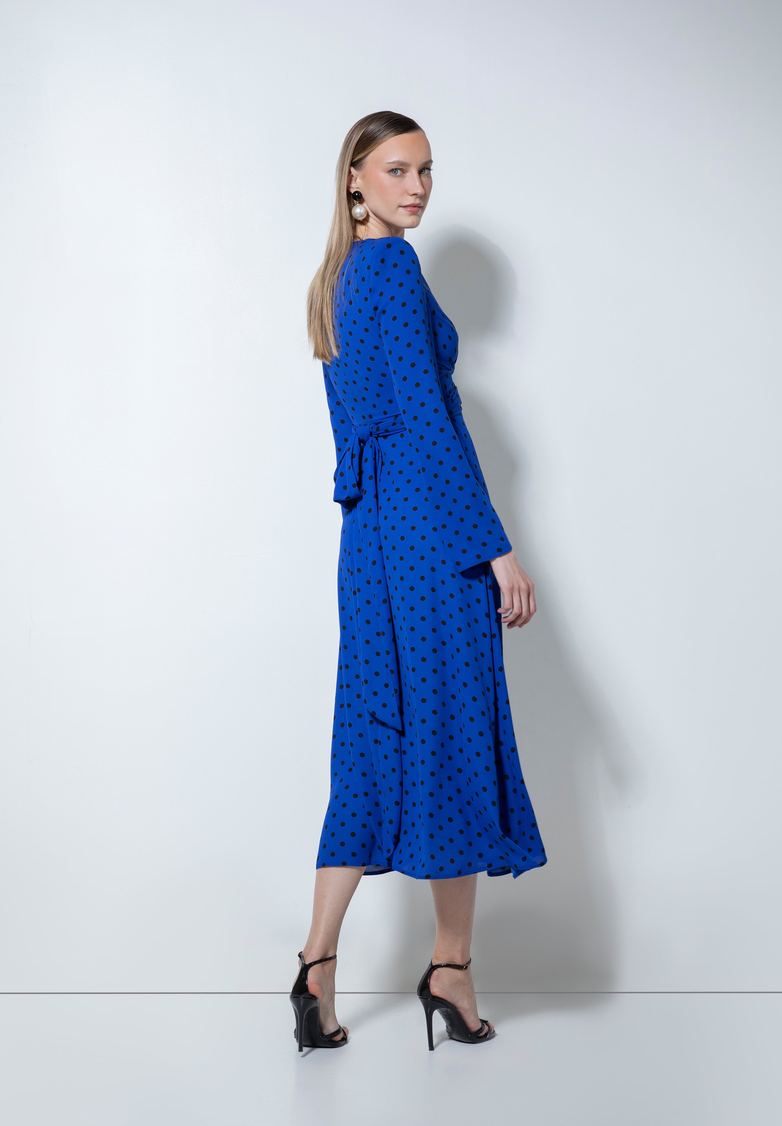 CHAVELA LUNAR AZUL NEGRO