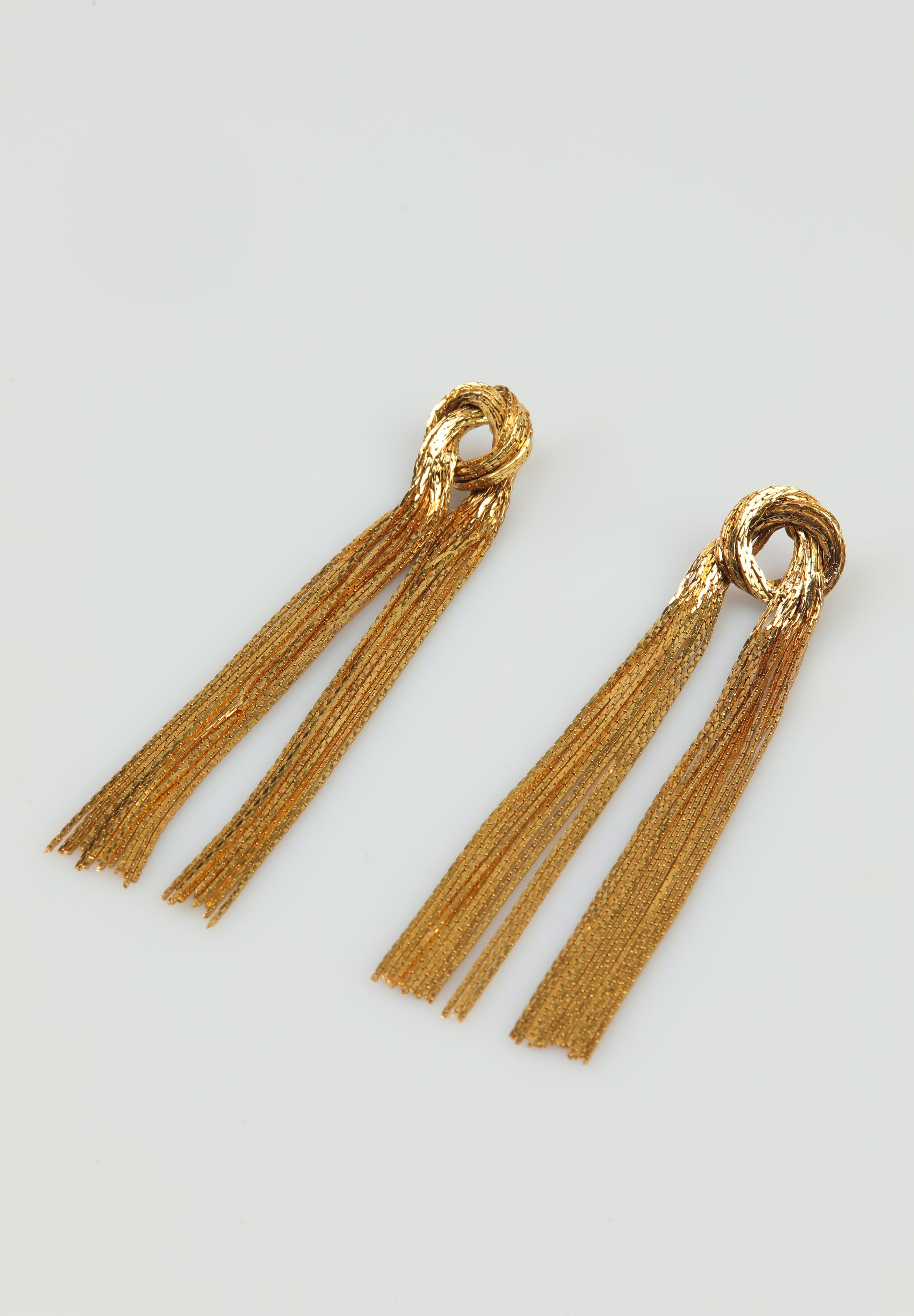 GOLDEN FRINGE KNOT EARRINGS 