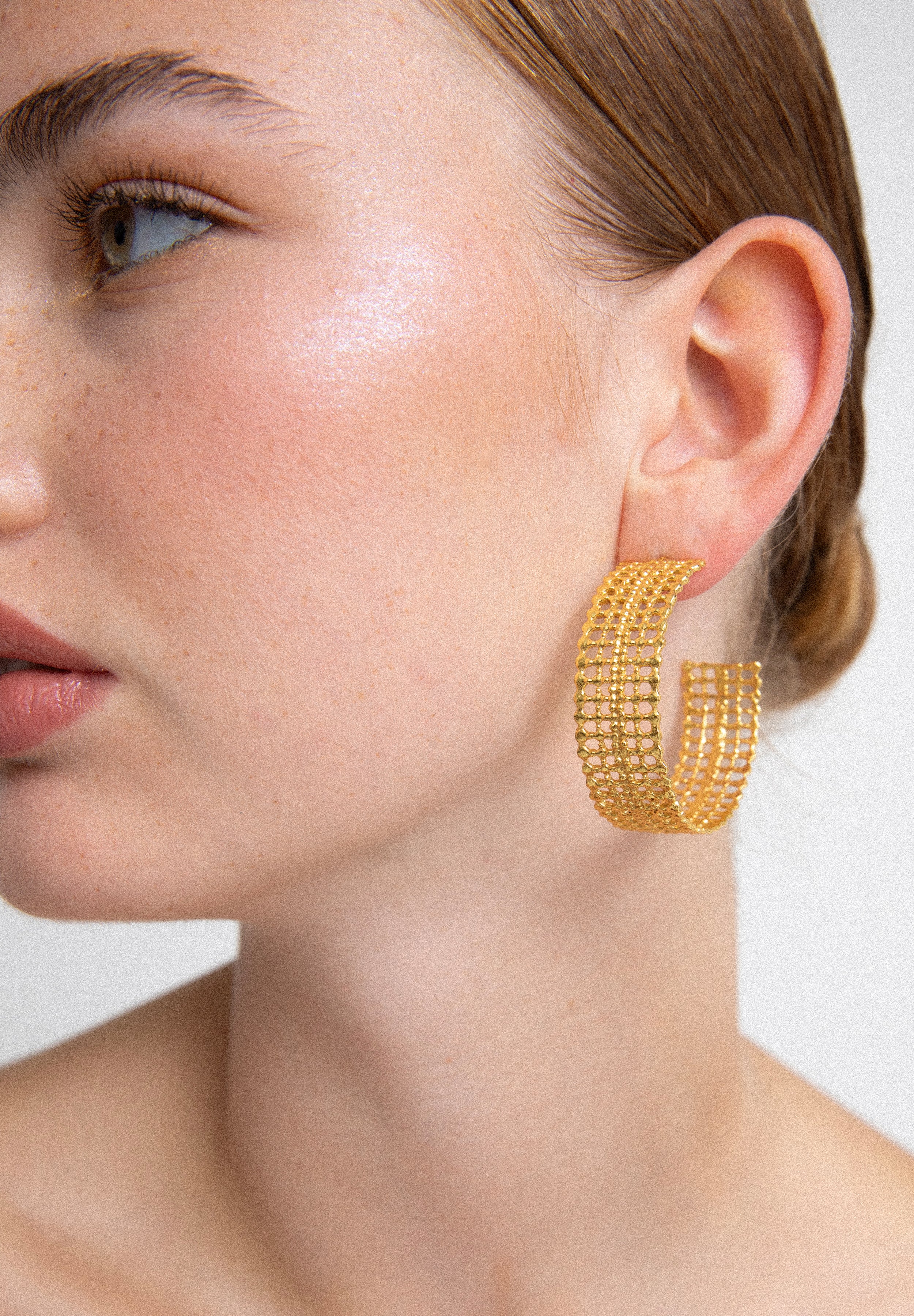 DIE-CUT HOOP EARRINGS