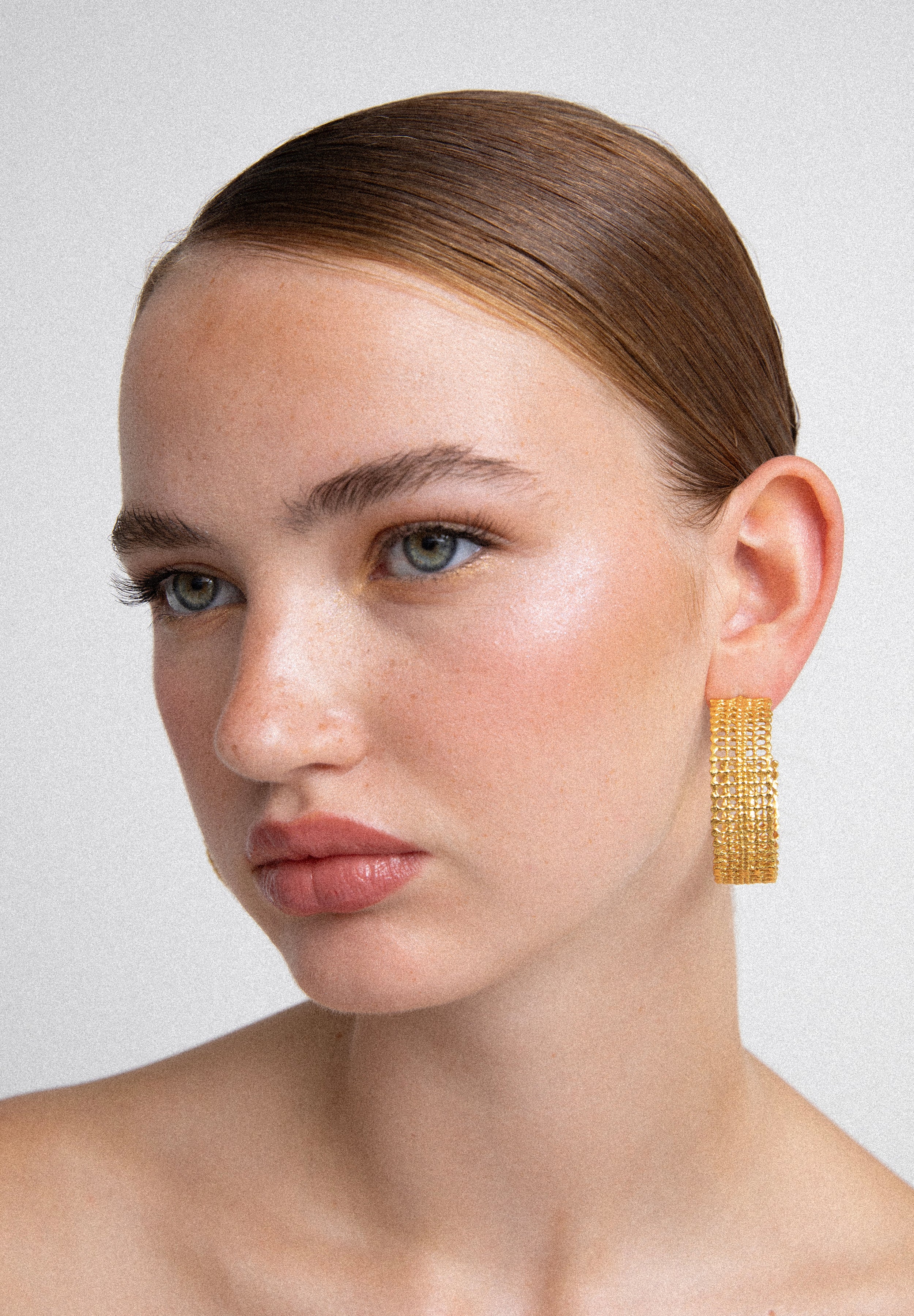 DIE-CUT HOOP EARRINGS