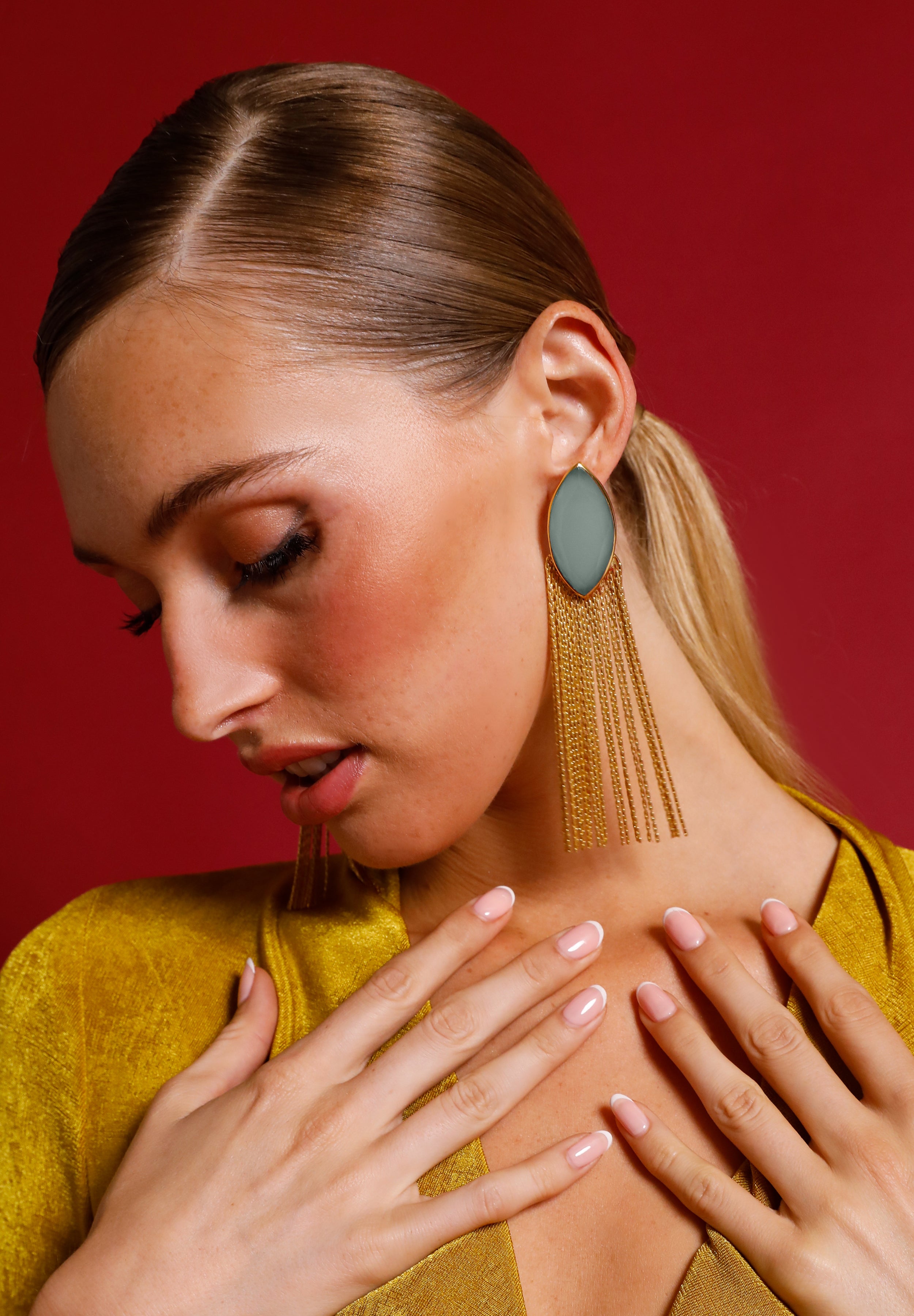 GREY STONE FRINGE EARRINGS