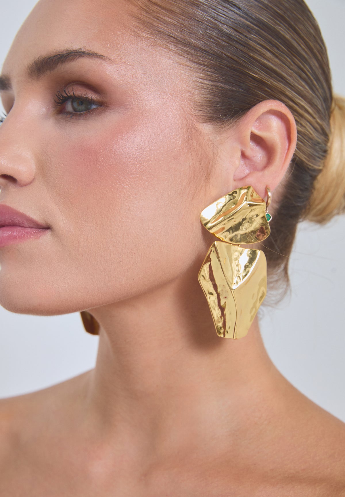 PENDIENTES DORADO RELIEVE