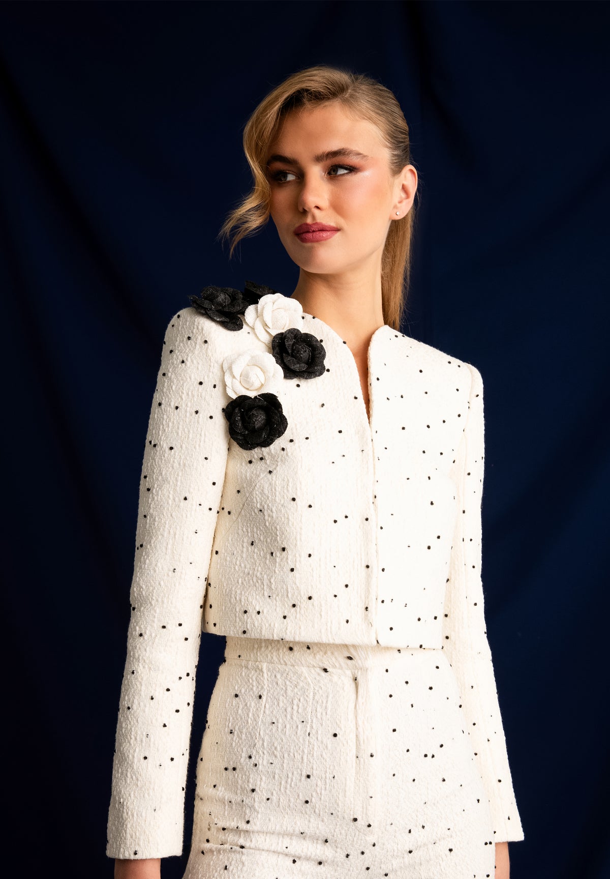 PRAIA BLACK WHITE JACKET