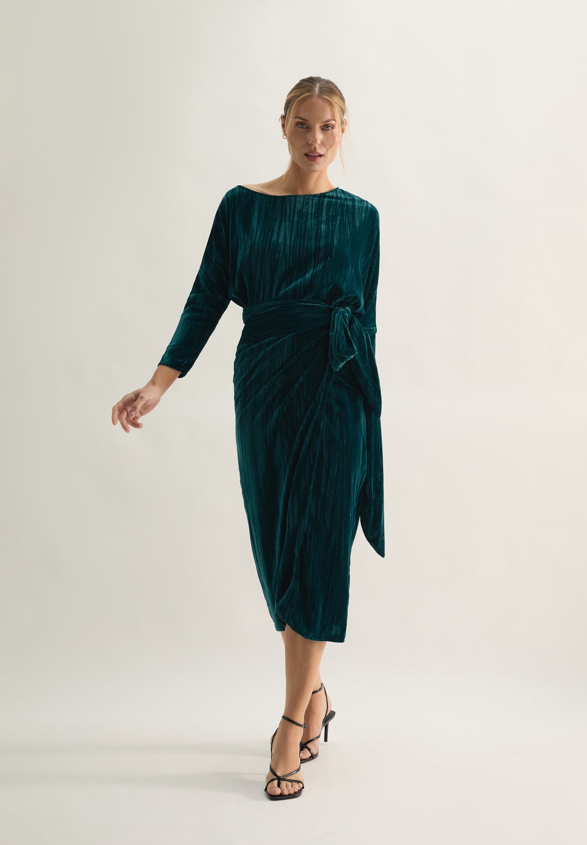 GREEN ALHENA