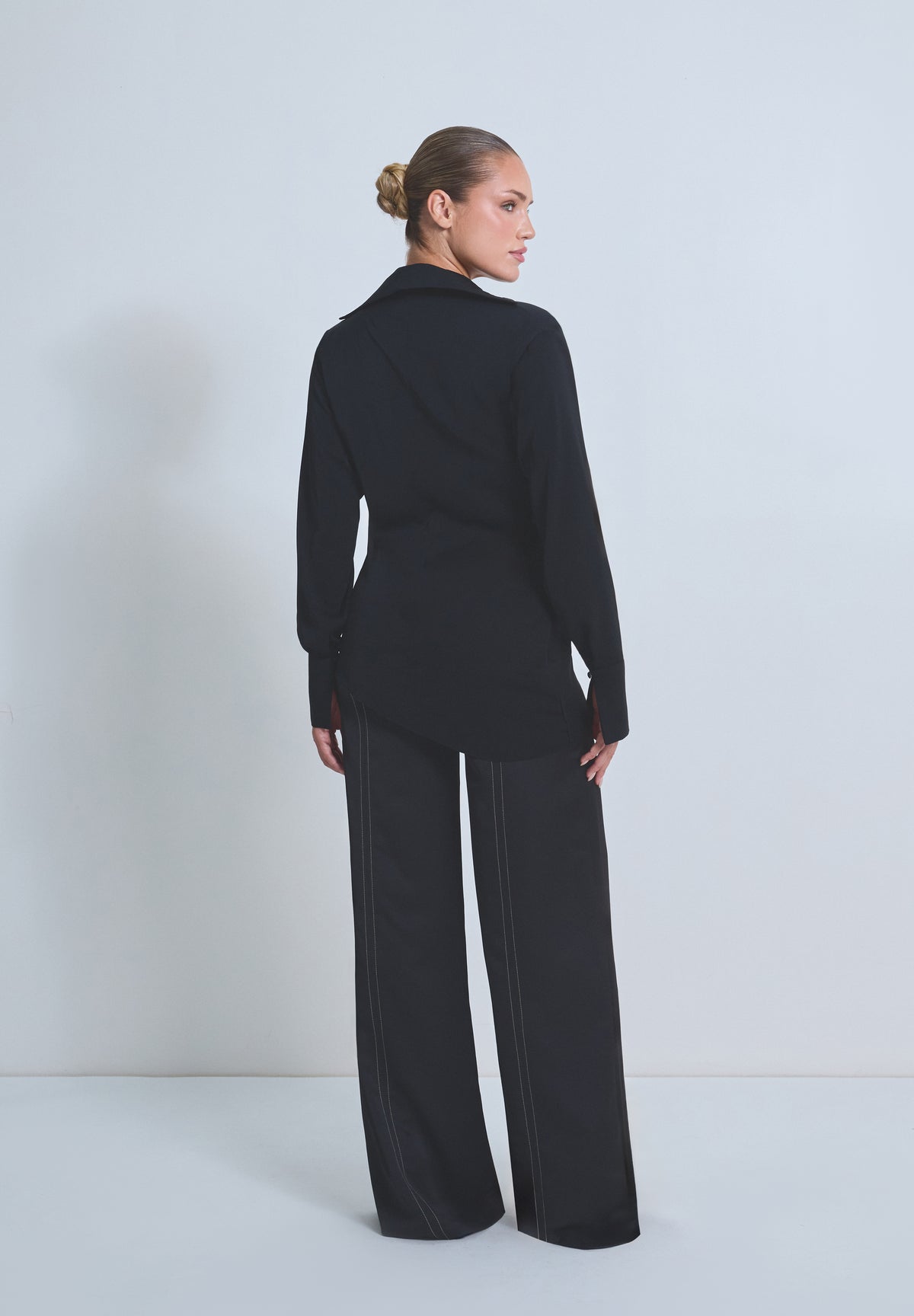 VICTORIA BLACK SHIRT