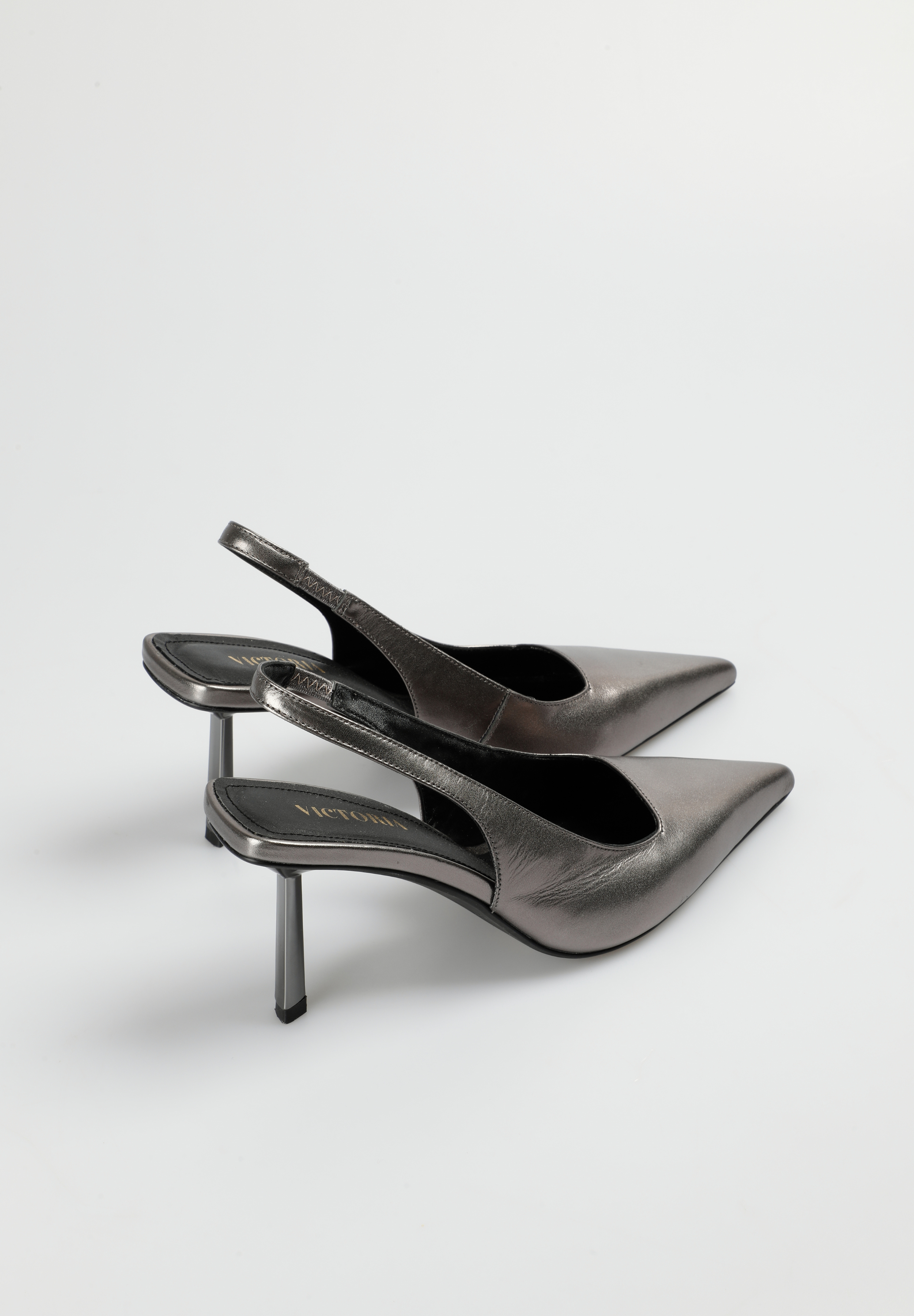 ZAPATO DESTALONADO TACON METALICO SILVER