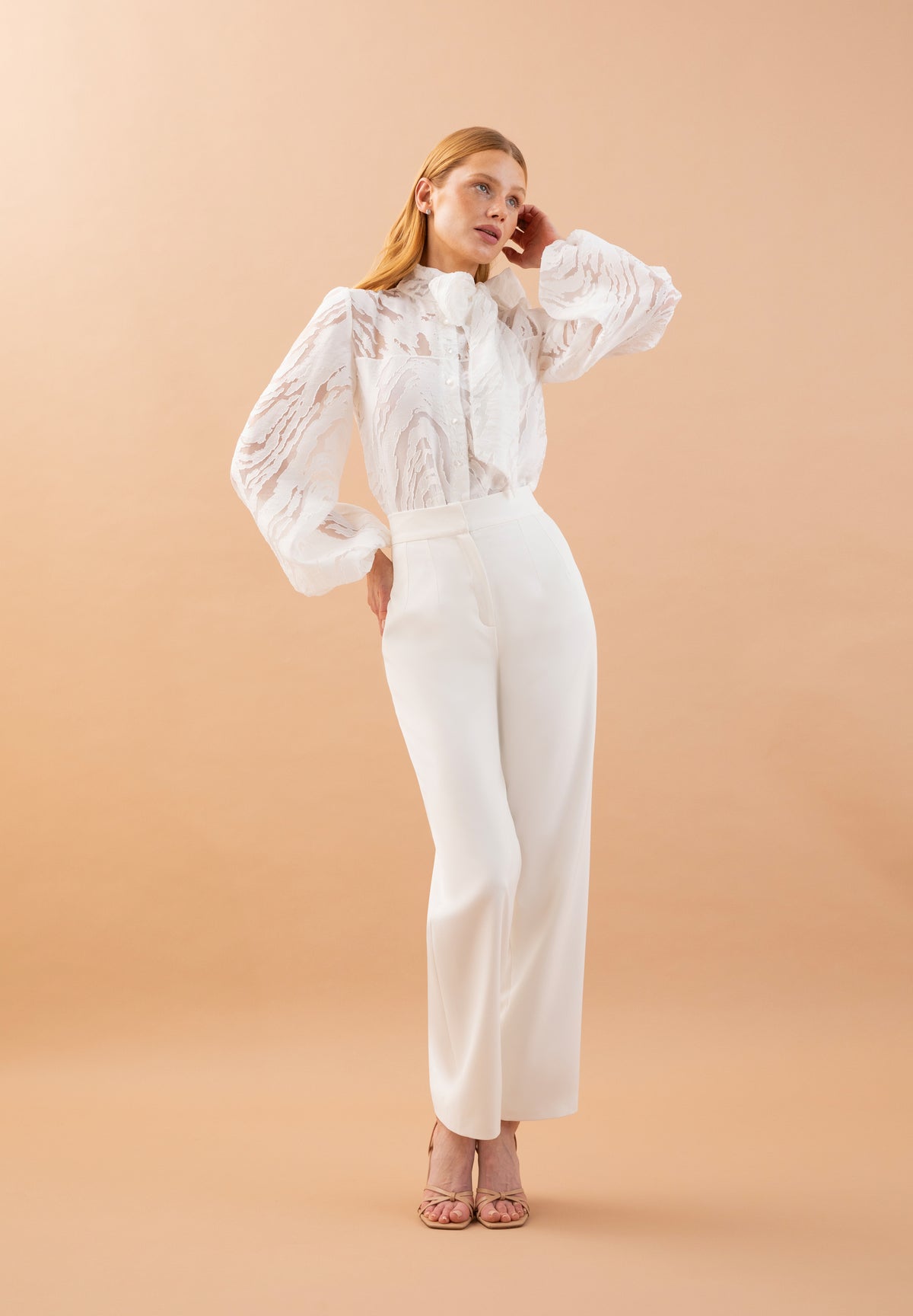 pantalon-blanco-victoria-madre-de-comunión