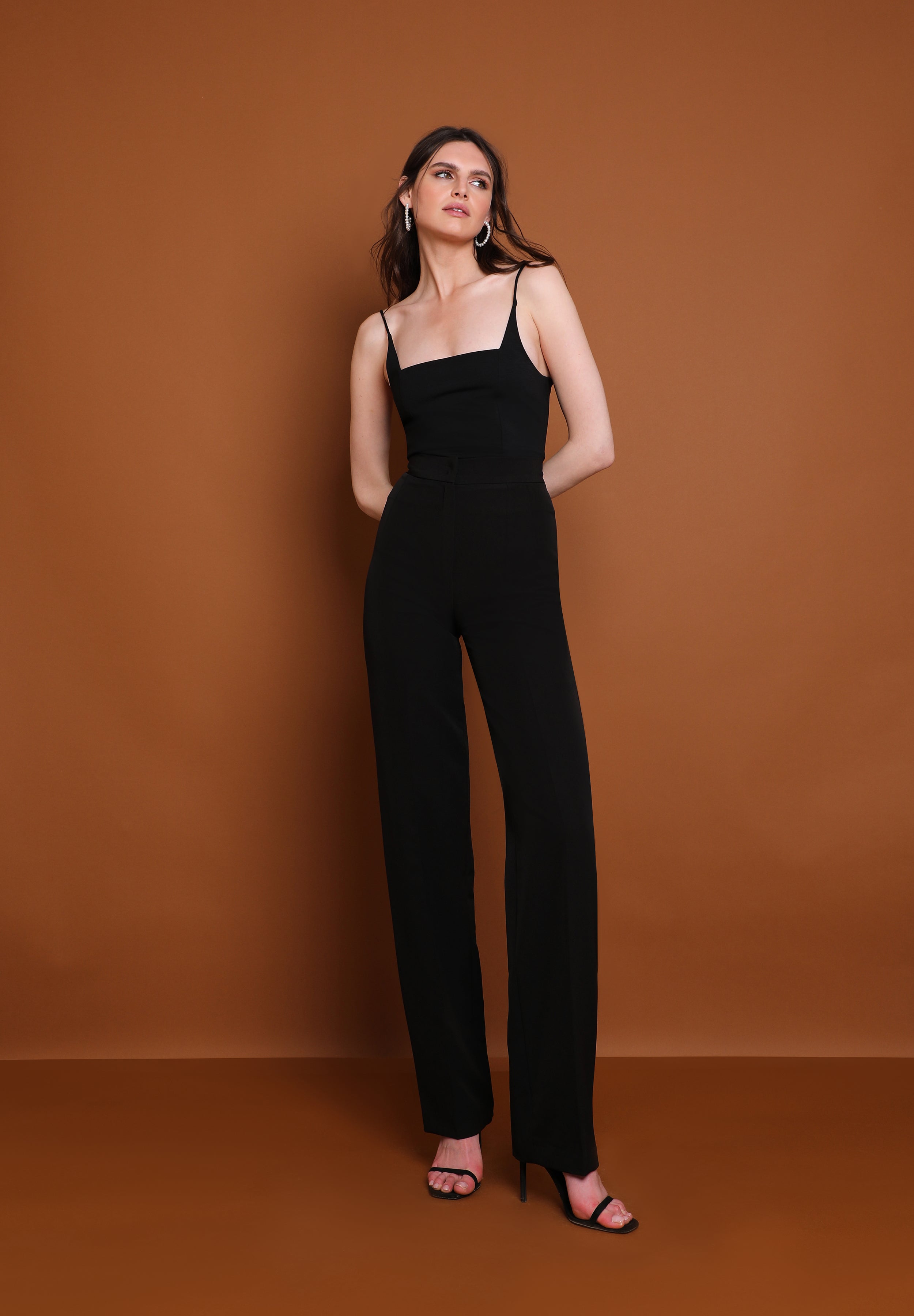 UZZIA PANTALON NEGRO