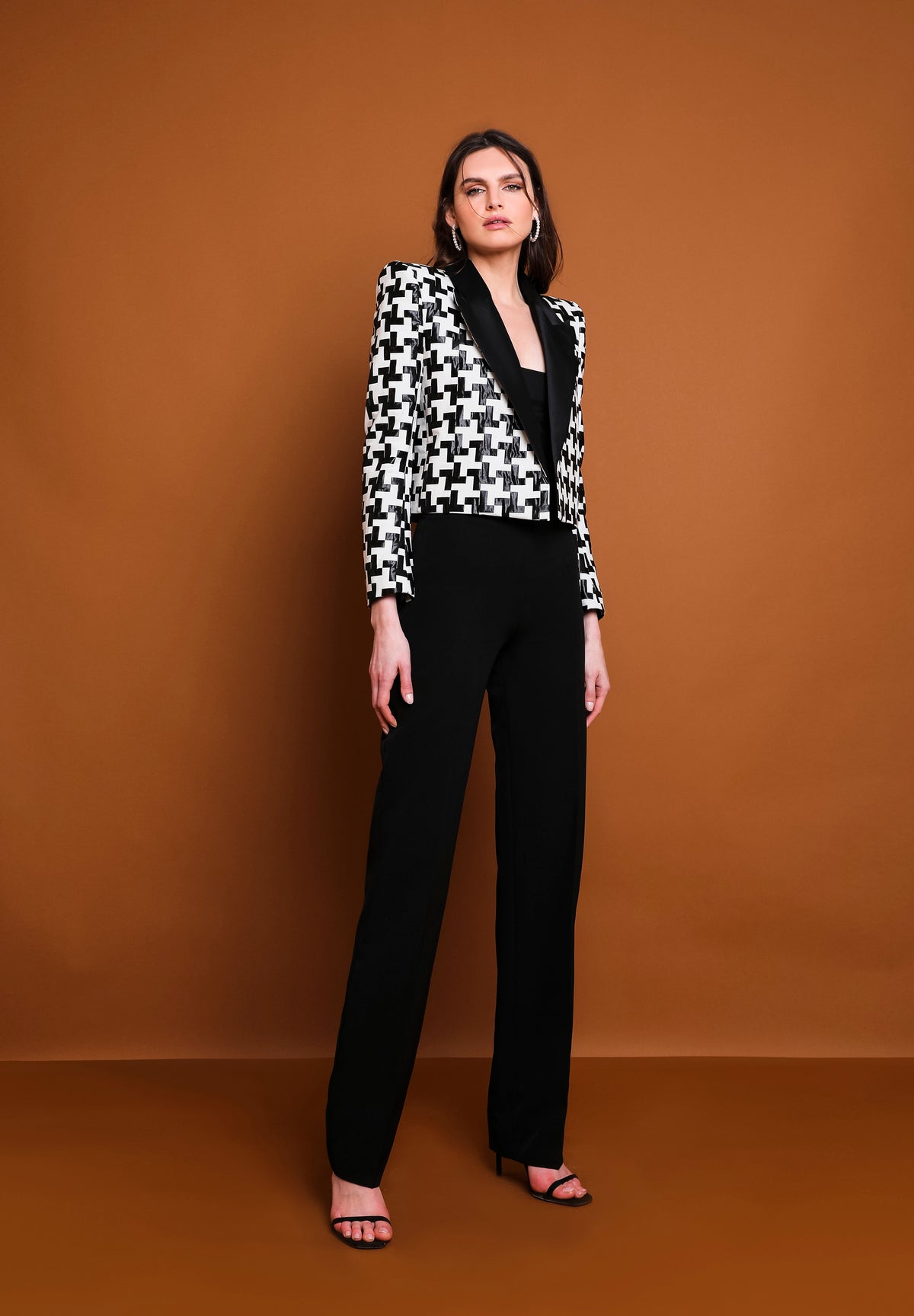 UZZIA PANTALON NEGRO