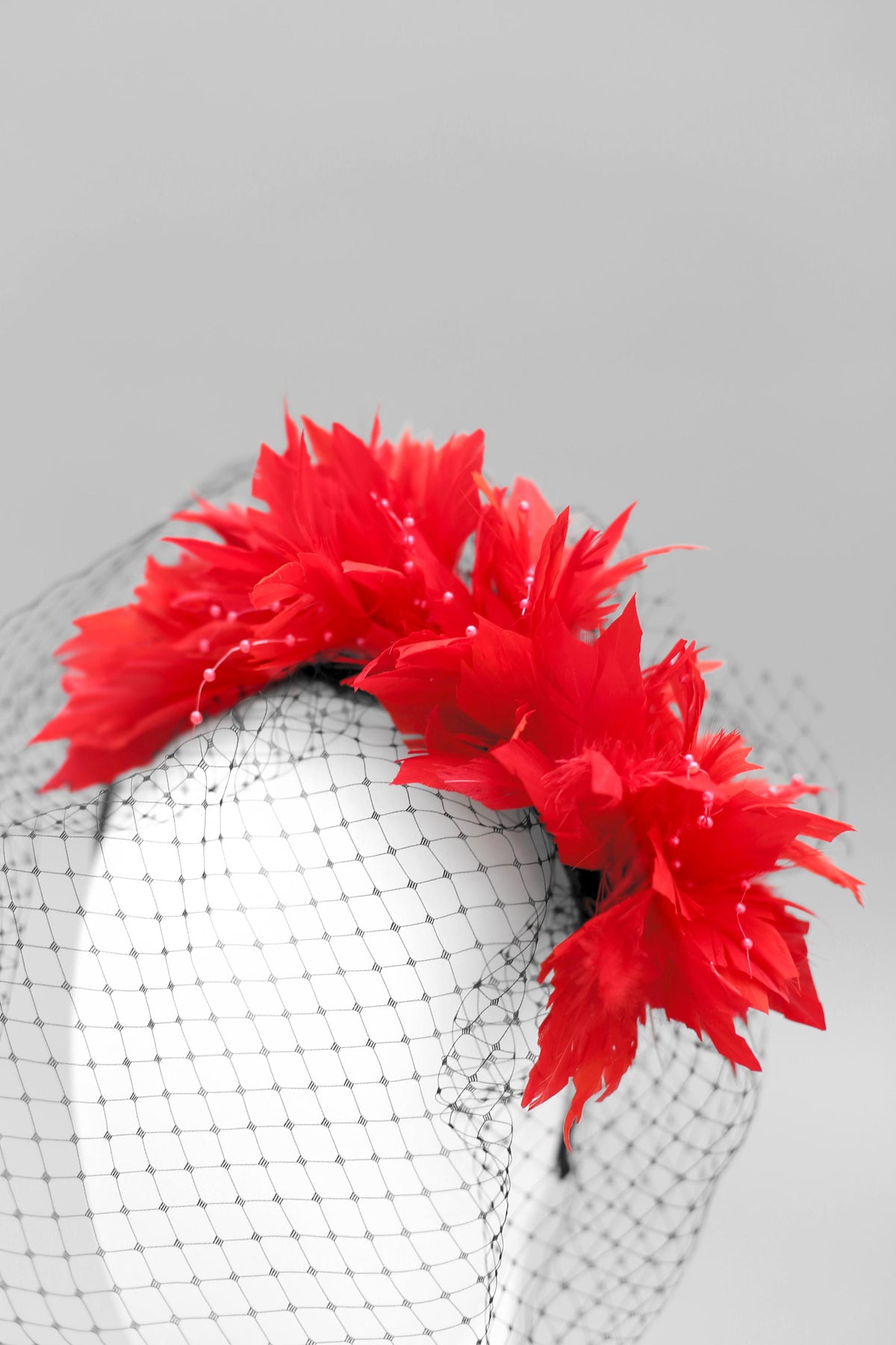 RED AND BLACK FEATHER HEADDRESS